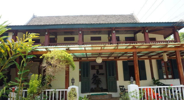 Ouis Guesthouse, Забронировать Отель Отели Луангпхабанг с завтраком, рядом с Haw Pha Bang, Завтраки