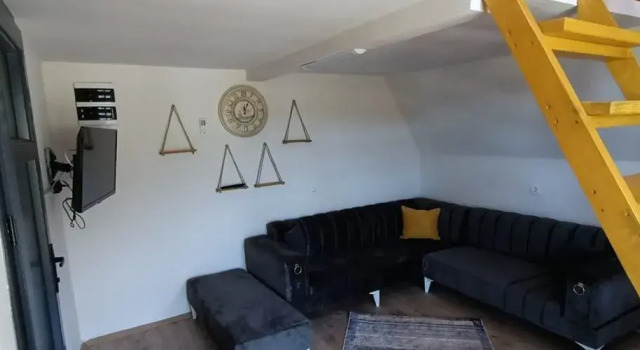 Hayela Pansiyon, Rezerwuj Hostel Hostele w Karaburun, Hostel