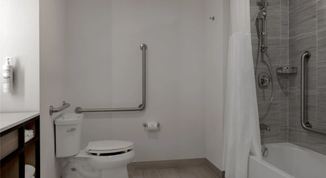Номер Standard Hilton Garden Inn Sudbury, Ontario, Canada