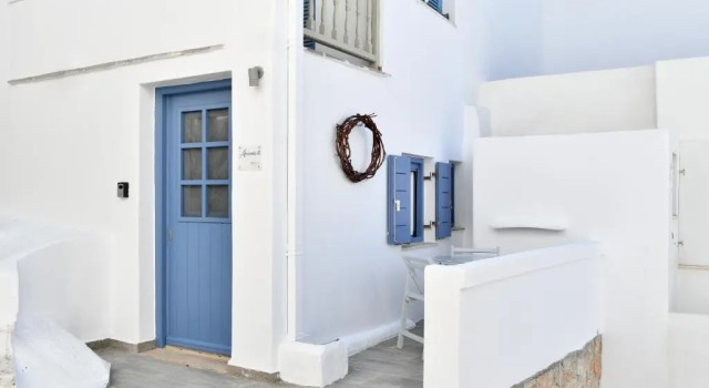 ANEMA2 Brand New Studio in the Heart of Naousa, Prenota Appartamento Naoussa Paro