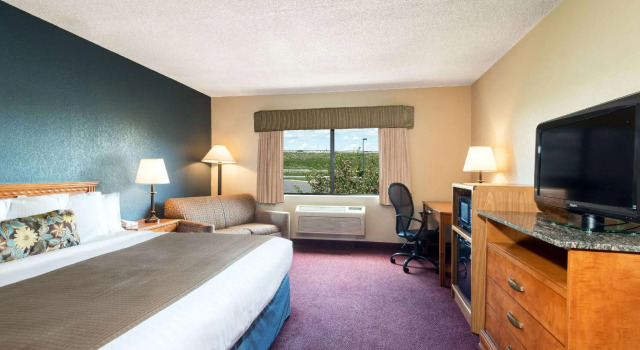 Двухместный номер Standard AmericInn by Wyndham Rexburg BYUI