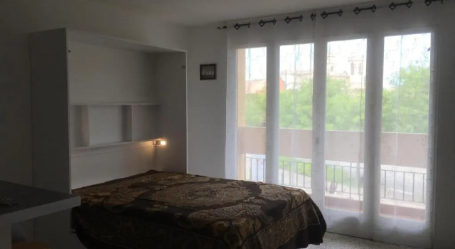 studio lumineux avec terrasse, Book Hotel Balaruc-les-Bains Étang de Thau