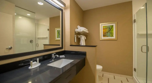Люкс Fairfield Inn & Suites by Marriott Provo Orem
