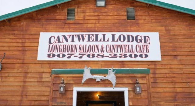Cantwell Lodge, Reserva ahora Hotel Hoteles en Alaska con aparcamiento, Aparcamiento