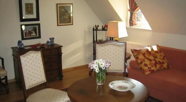 Burg Boetzelaer, Book Hotel Kalkar Lower Rhine