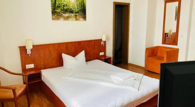 Номер Comfort Hotel Pension am Ledermuseum
