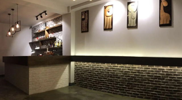 Zoo Courtyard Hostel, Забронировать Хостел Отели Сяннушань с парковкой, Парковка
