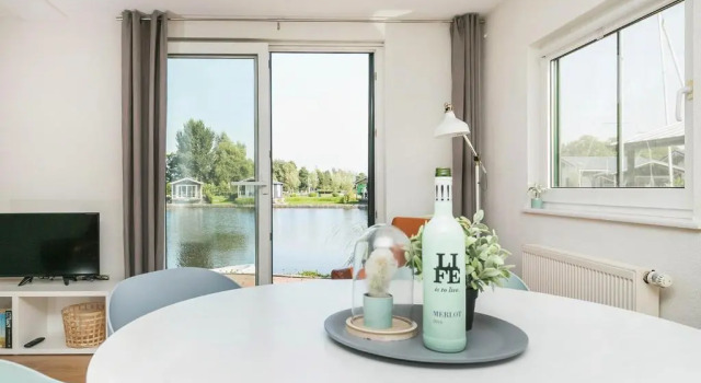 Vakantie in Terherne, Prenota Hotel Terherne Frisian lakes