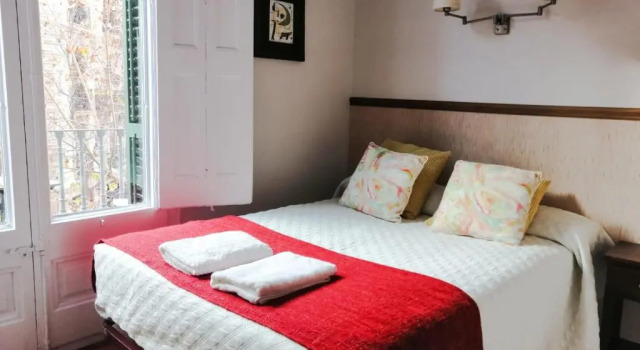 Casa Consell Gran Via, Guest House, Забронировать Гостевой дом Гостевые дома Барселоны, рядом с Els Quatre Gats, Гостевой дом