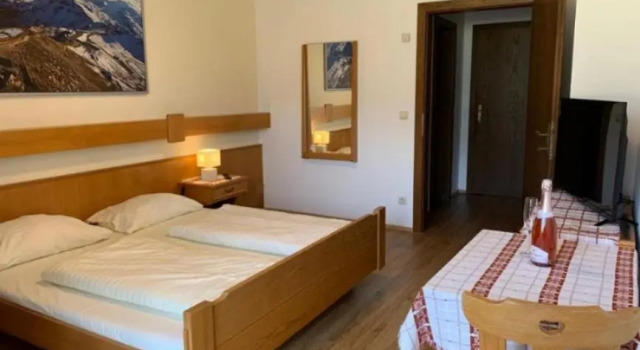 Dorfgasthof Hotel Staberhof, Rezervovat Hotel Hotely v Carinthia s parkováním, Parkování