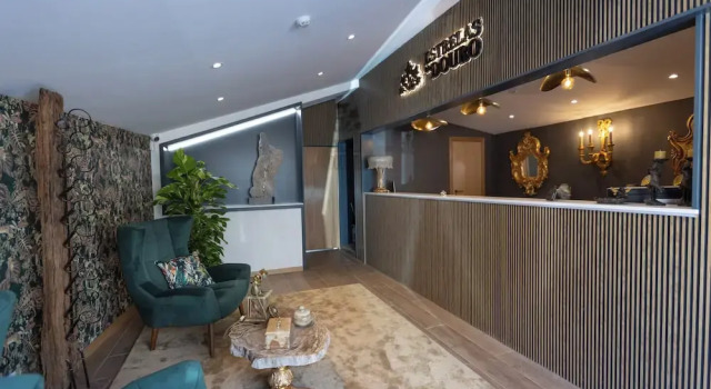 Estrelas do Douro, Book Hotel Hoteller i Foz do Sousa med parkering, Parkering
