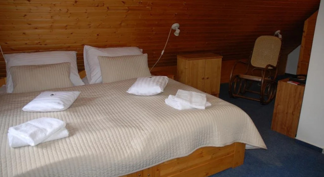 Hotel U Růže, Reserva ahora Hotel Slavonice Czech Canada