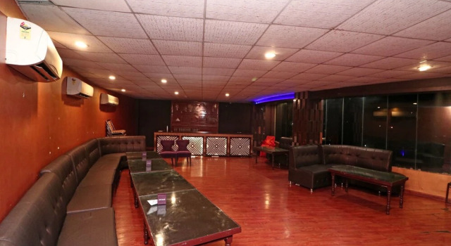 Gautami Heights, Rezerwuj Hotel Hotele w Uttarakhand z basenem, Basen