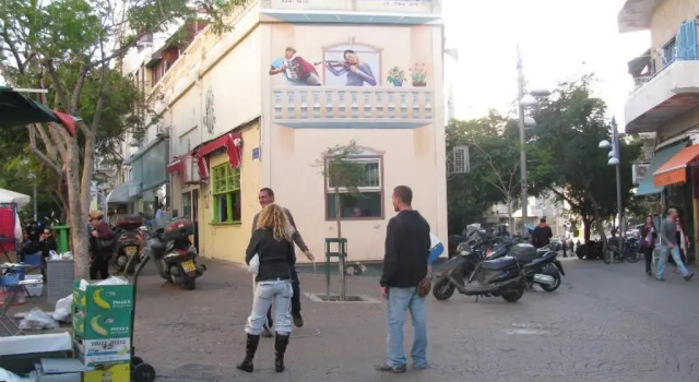 Carmel Market Designed Studio with Balcony, Забронировать Отель Тель-Авив Тель-Авивский округ, рядом с Independence Hall Museum