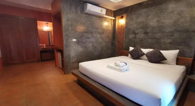 Номер Standard BaanMee Phuket near Chalong Pier