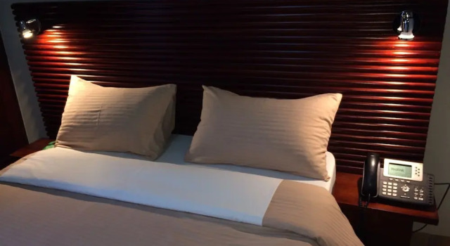 LIEBE HOTEL, Buchen Sie Hotel Jaunde Mfoundi