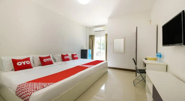 Люкс OYO 350 Mae Saeng Place