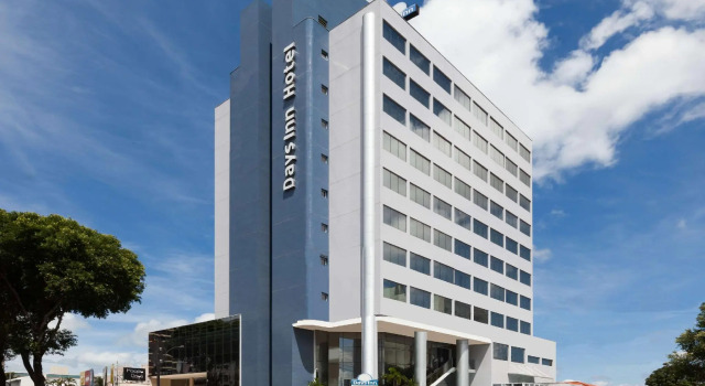 Кровать в общем номере Days Inn by Wyndham Linhares