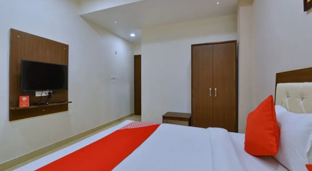 Crown Club by OYO Rooms, Rezervovat Hotel Udajpur Rajasthan