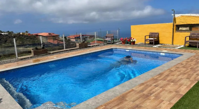 Апартаменты Con Piscina, Vistas, WiFi, AC y Calefacción