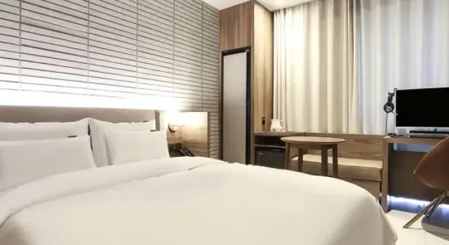 Полулюкс Wonju Brown Dot Hotel Corporate city