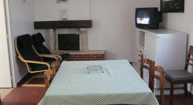 Maison Coussay-les-Bois, 3 pièces, 4 personnes - FR-1-541-38, Réserver Hôtel Coussay-les-Bois France