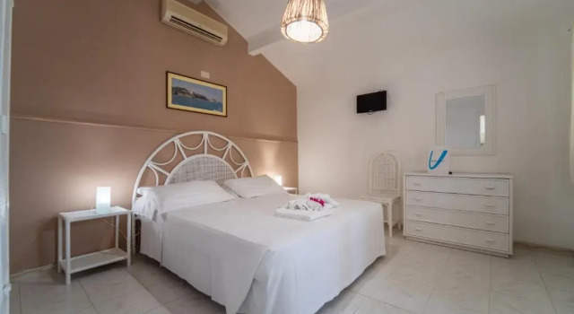 Трёхместный номер Standard Villaggio Baia DErcole