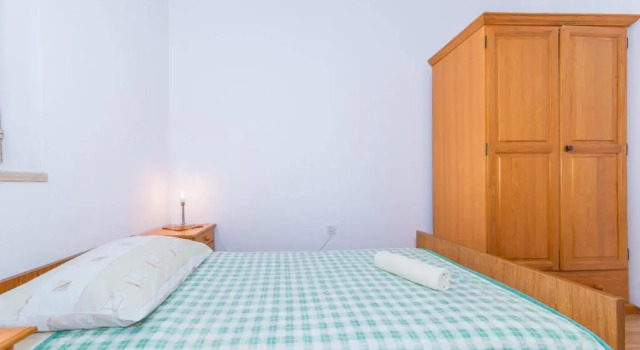 Apartment Villa Bešker, Забронировать Апартаменты/квартира Отели Макарска с парковкой, рядом с Францисканский монастырь, Парковка