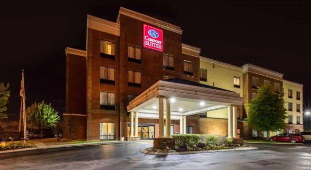 Кровать в общем номере Comfort Suites Murfreesboro Shopping District