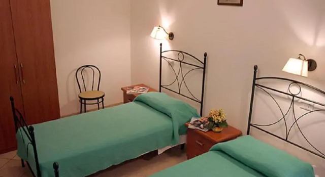 Locanda Dino, Book Hotel Hoteller i Scandicci med parkering, Parkering