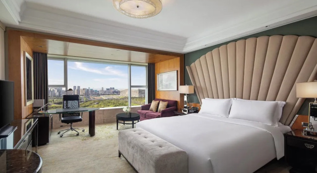 Двухместный номер Premium с видом на город InterContinental Chengdu Century City by IHG