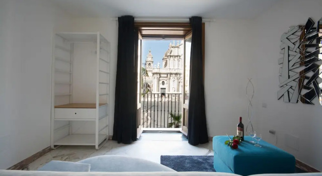 Четырёхместный номер Deluxe с балконом Al Duomo Inn