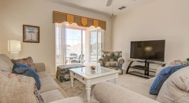 Affordable Gem Private Pool 8 Miles To Disney! 4 Bedroom Home