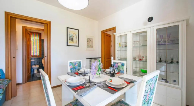 Апартаменты Lella Apartment Front Beach Garda lake