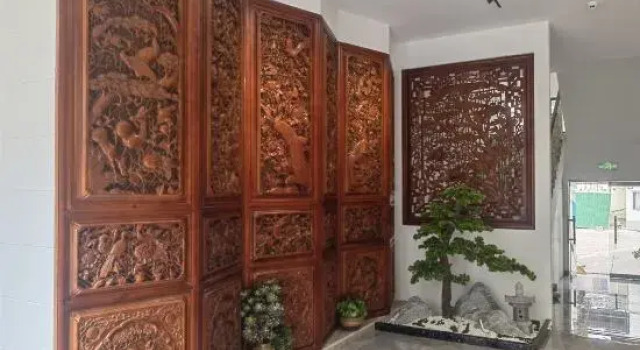Jianchuan Apeng Holiday Hotel, Boek Hotel Jianchuan Yunnan