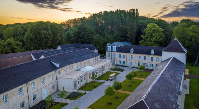 Le Grand Pavillon Chantilly, Забронировать Отель Шантийи Oise