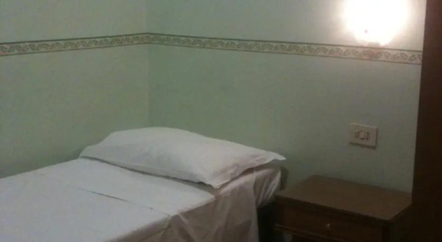 Hotel Kristi, Забронировать Отель Отели Рима с завтраком, рядом с Универмаг La Rinascente, Завтраки