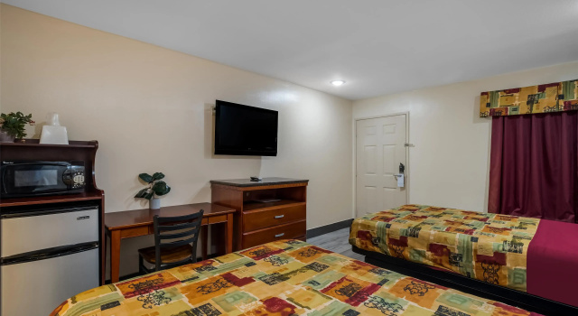 Четырёхместный номер Standard Americas Best Value Inn Redlands San Bernardino