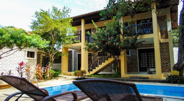 Двухместное шале с видом на бассейн Chalés Aguaí Apart Hotel