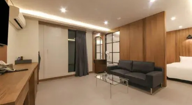 Люкс Jeonju DanA Hotel
