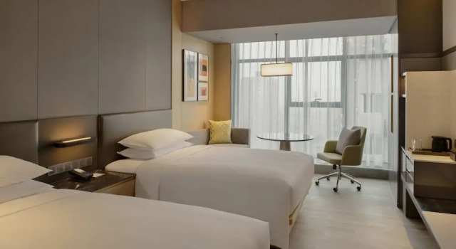 Двухместный номер Standard Delta Hotels by Marriott Xian