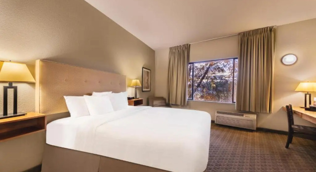 Номер Standard Gaia Hotel & Spa Redding, an Ascend Collection Hotel