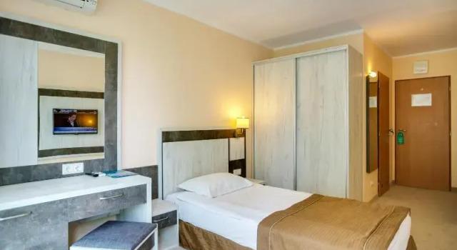Одноместный номер Standard с балконом DIT Evrika Beach Club Hotel - All Inclusive