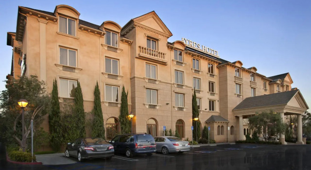 Двухместный номер Standard Ayres Hotel Manhattan Beach