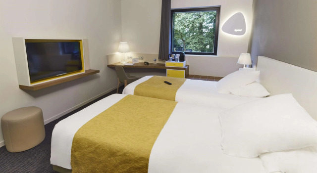 Двухместный номер Standard Kyriad Prestige Pau - Zenith - Palais Des Sports