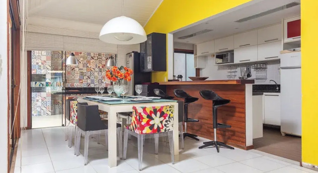 Коттедж Deluxe Bz65 Casa 150 m da praia com 4 suítes