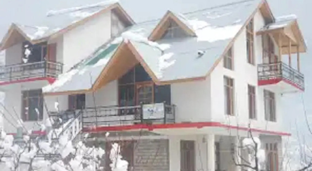 Goroomgo Red & Rose Cottage Manali, Забронировать Дом для отпуска Коттеджи Манали, Коттедж