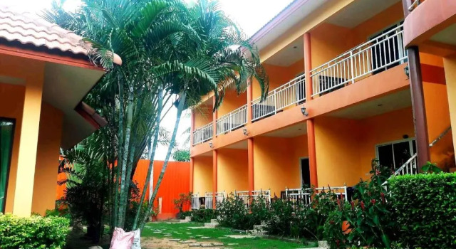 Семейный номер Superior с балконом Pranmanee Beach Resort