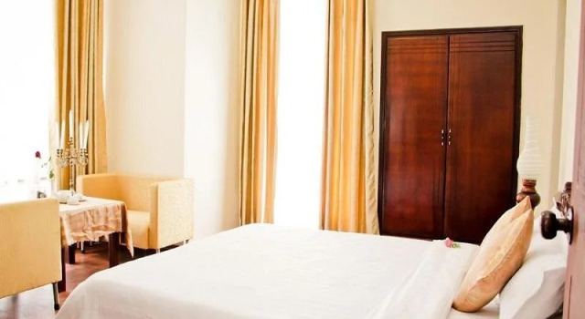 La Pensee Hotel  Retaurant, Book Hotel Da Lat Lam Dong