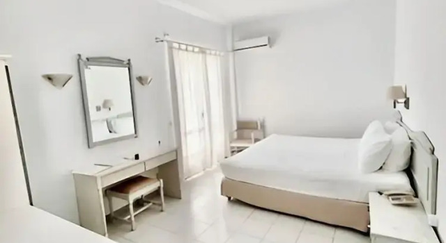 Двухместный номер Standard Цокольный этаж с балконом El Sol Hotel